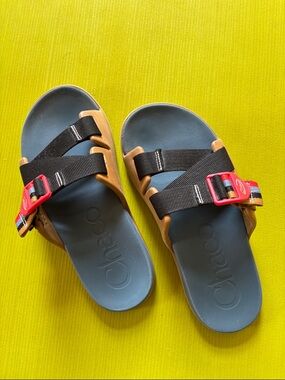 Chaco’s Chillos Slides